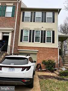 1208 Heritage Commons Ct Reston, VA 20194
