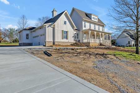 1110 Indian Point Dr Brentwood, TN 37027