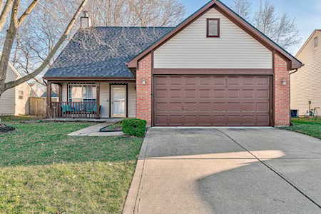 743 Apple Ln Brownsburg, IN 46112