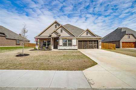 104 Saddle Ridge Drive Godley, TX 76044