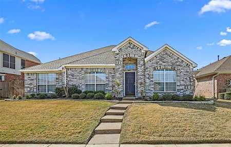 5809 Southmoor Lane The Colony, TX 75056