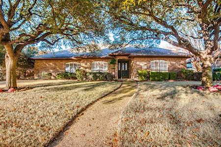 6411 Genstar Lane Dallas, TX 75252