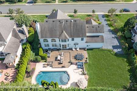 15 Eaton Place Ocean Twp, NJ 07712