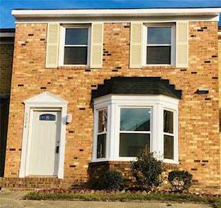 5504 Keydet Dr Virginia Beach, VA 23462
