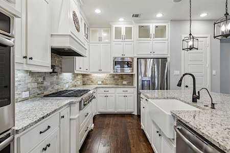 6000 Monterey Mews North Richland Hills, TX 76180