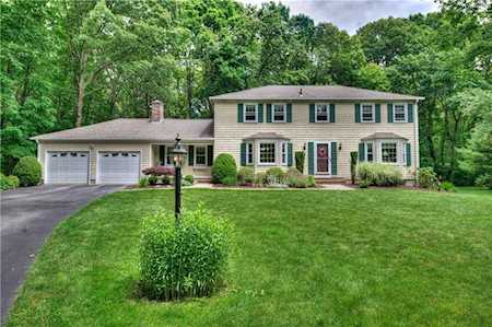 64 Limerock Dr East Greenwich, RI 02818
