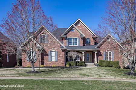 1516 Crosstimbers Dr Louisville, KY 40245