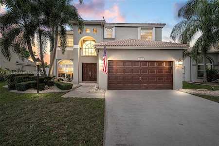 13131 NW 11th St Pembroke Pines, FL 33028