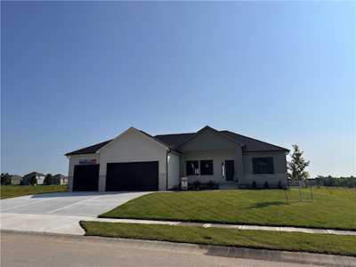 2337 Fishing Ln Kearney, MO 64060