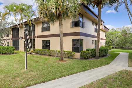 2674 N Carambola Circle Coconut Creek, FL 33066