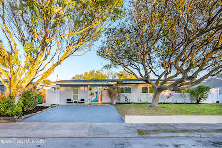825 S Brevard Avenue Cocoa Beach, FL 32931