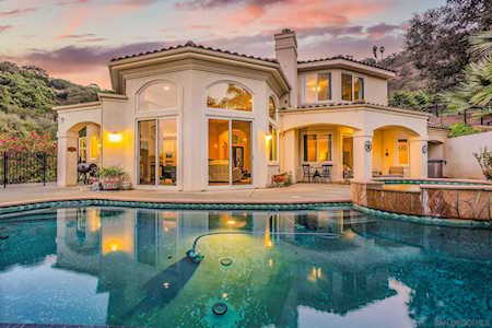 4003 Millagra Dr Fallbrook, CA 92028
