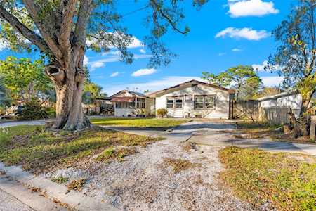 7313 8th Ave N St. Petersburg, FL 33710