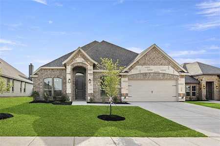 136 Mockingbird Hill Drive Joshua, TX 76058