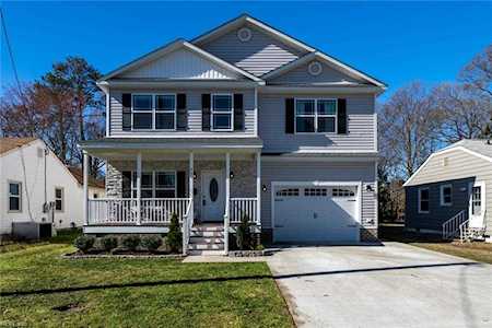 635 Bell St Hampton, VA 23661