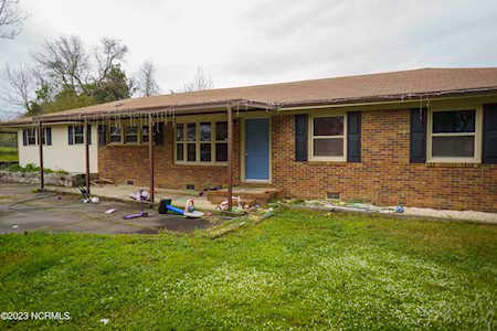 109 Yorkshire Drive Jacksonville, NC 28546