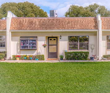 11340 Carriage Hill Dr #5 Port Richey, FL 34668