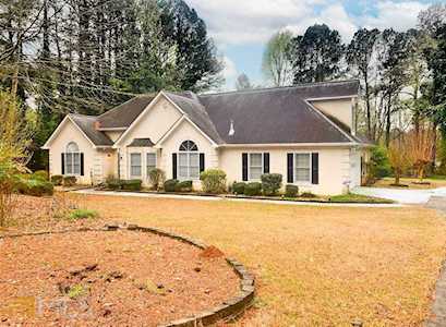 14 Hartford Court Sharpsburg, GA 30277
