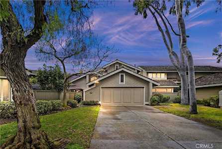 43 Pinewood #22 Irvine, CA 92604