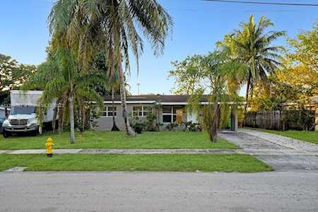1211 NW 63rd Ave Sunrise, FL 33313