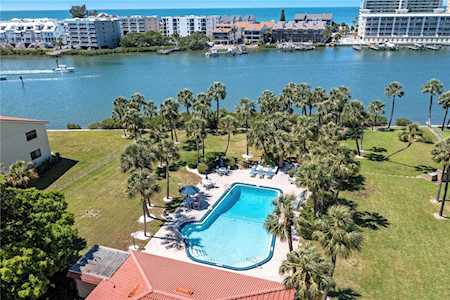10280 Imperial Point Dr W #8 Largo, FL 33774