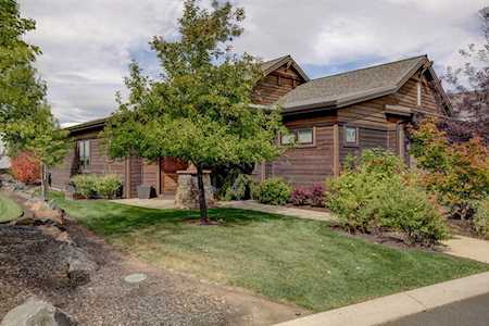 61341 Kindle Rock Loop Bend, OR 97702