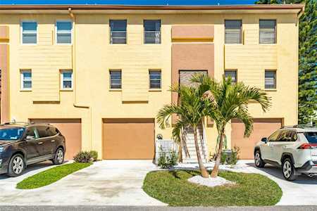 314 Windrush Blvd #13 Indian Rocks Beach, FL 33785