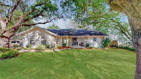10313 N 53rd St Temple Terrace, FL 33617