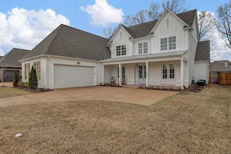 1373 Belfair Dr Collierville, TN 38017