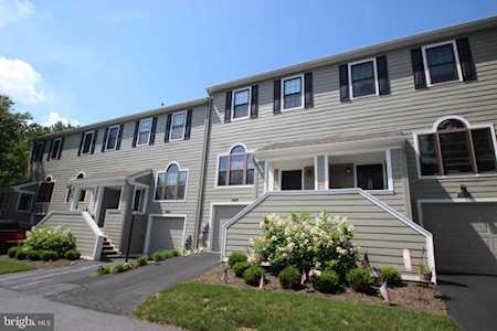 2004 Westfield Ct Newtown Square, PA 19073
