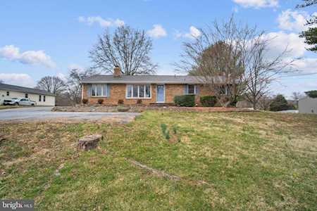 1656 Woodbine Rd Woodbine, MD 21797