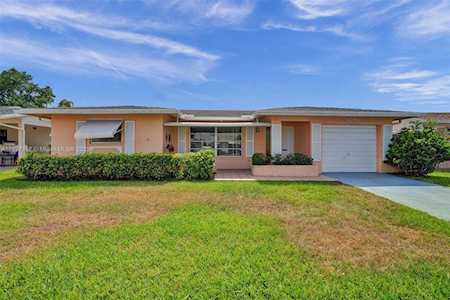6706 NW 58th Ct Tamarac, FL 33321