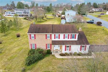 4750 Welby Dr Schnecksville, PA 18078