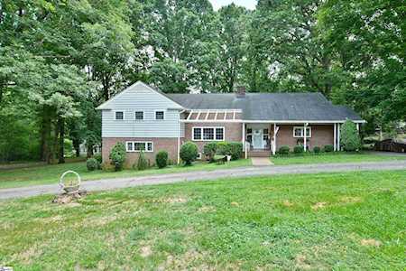 104 Dalewood Dr Spartanburg, SC 29302