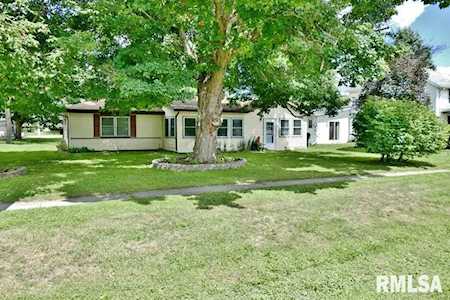 221 W Knoxville St Brimfield, IL 61517