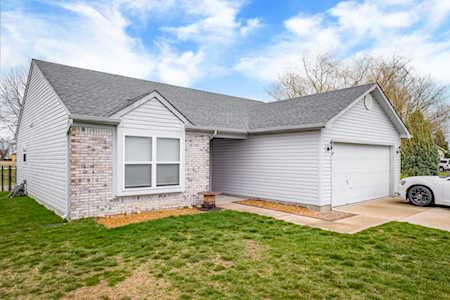 1134 Branifield Ct Franklin, IN 46131