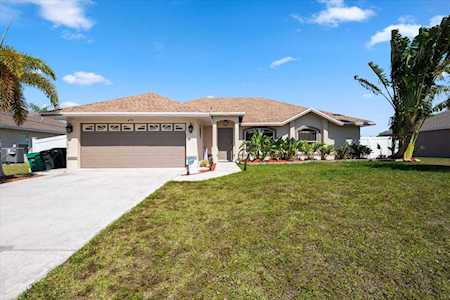 451 NW Raymond Lane Port Saint Lucie, FL 34983