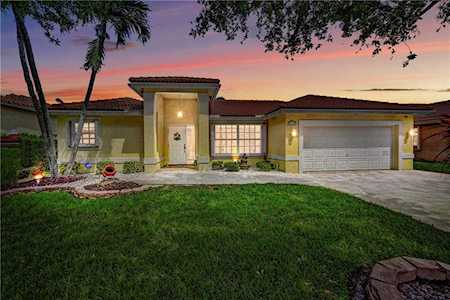4153 NW 54th St Coconut Creek, FL 33073