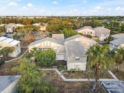 6 Crossings Circle #D Boynton Beach, FL 33435