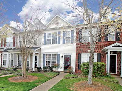 8814 Gerren Ct Charlotte, NC 28217