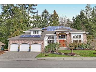 12437 NW Woodland CT Portland, OR 97229