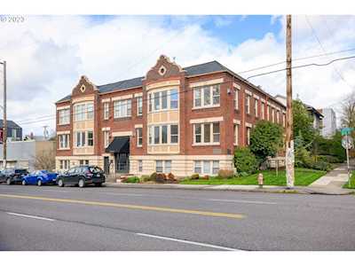 1529 SE Hawthorne BLVD #101 Portland, OR 97214