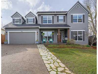 14722 SW Peak CT Tigard, OR 97224