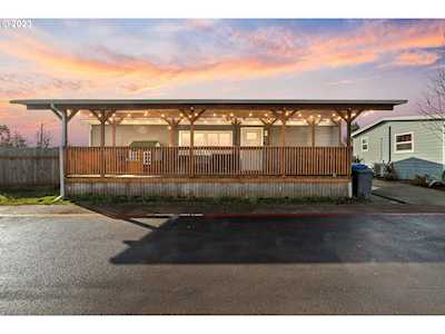 2051 Kennedy CIR #44 Keizer, OR 97303