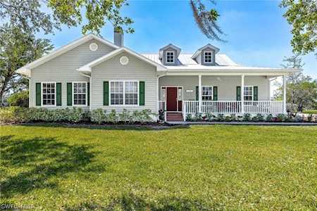 16300 Forest Mist Ct Alva, FL 33920