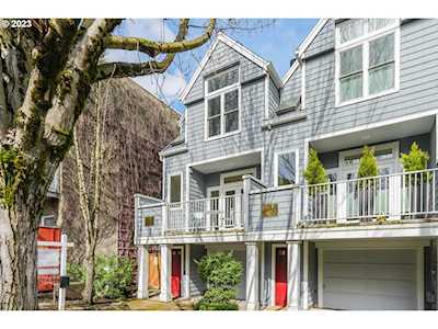 2529 NW Thurman ST Portland, OR 97210