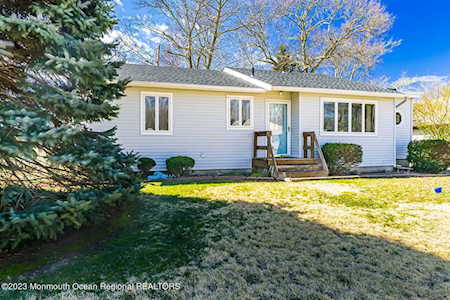 105 Seneca Lake Dr Little Egg Harbor, NJ 08087