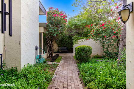 25 E Echo Lane Phoenix, AZ 85020