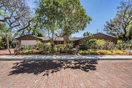 617 1st Ave SW Largo, FL 33770