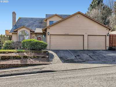 3600 SW Brittany DR Gresham, OR 97080